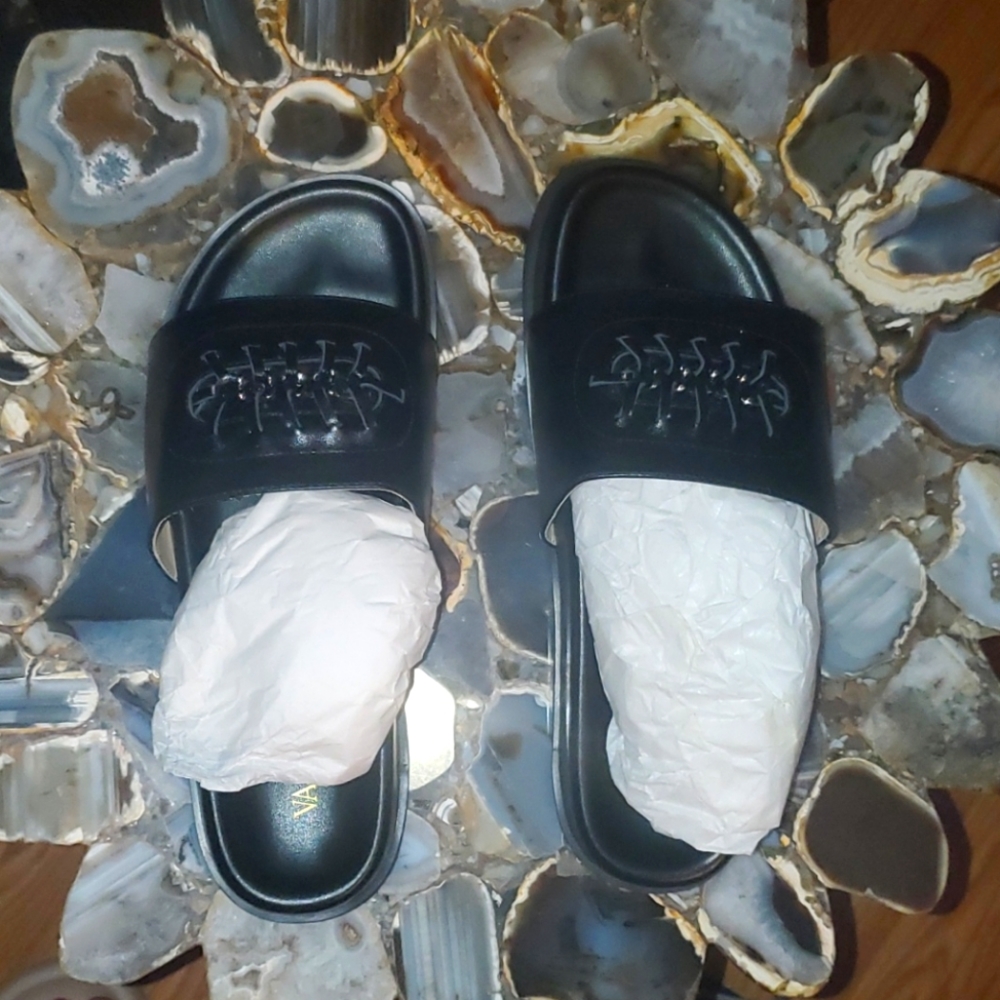 Leather slides new sz8-8.5